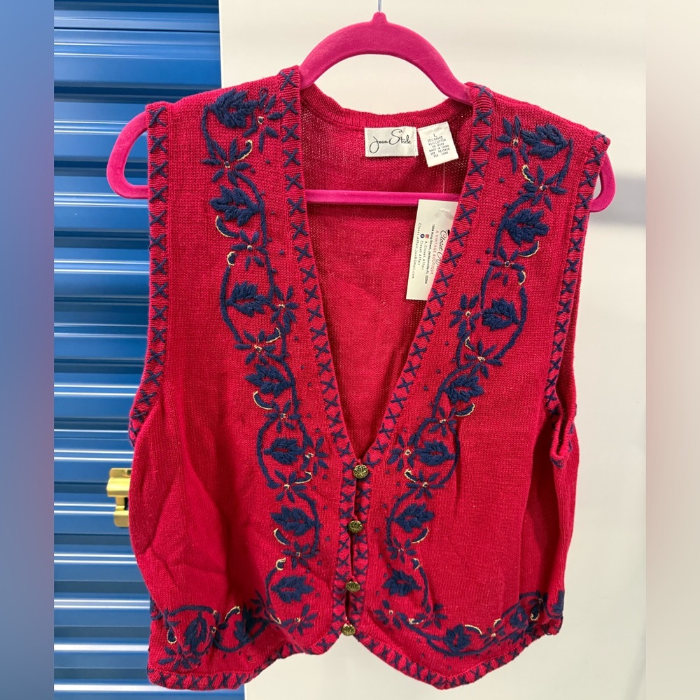 Red Knit Vest with Blue Embroidery